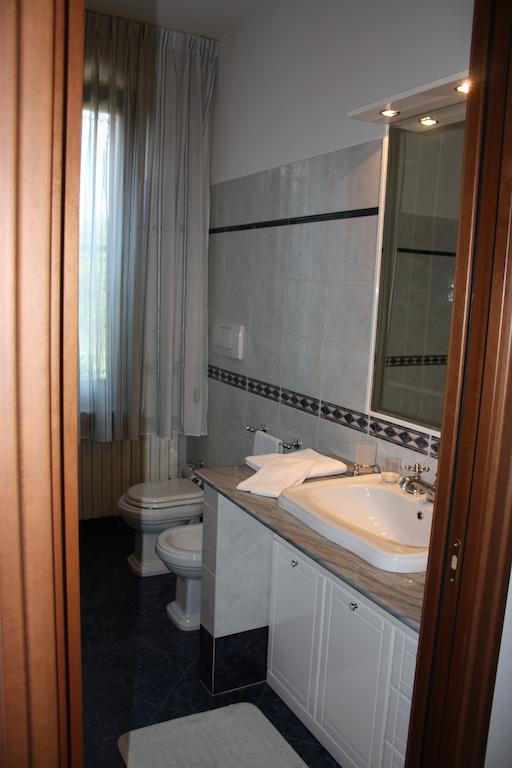 Apartamento La Ca' Nova Lurago dʼErba Habitación foto
